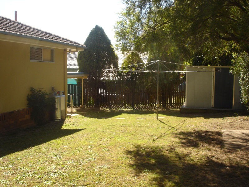 20 Arkins Cresent, Goodna QLD 4300