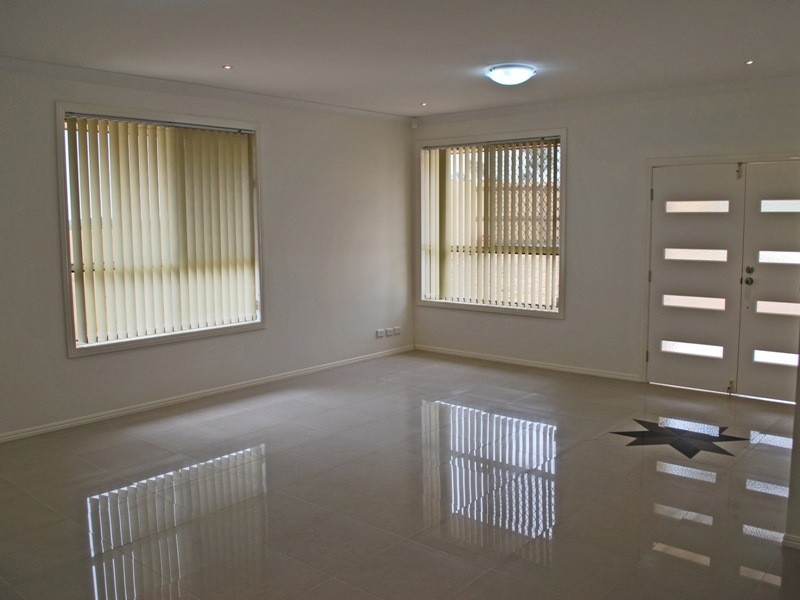 15 Jenny McMahon Court, Goodna QLD 4300