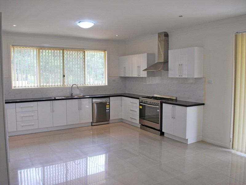 15 Jenny McMahon Court, Goodna QLD 4300