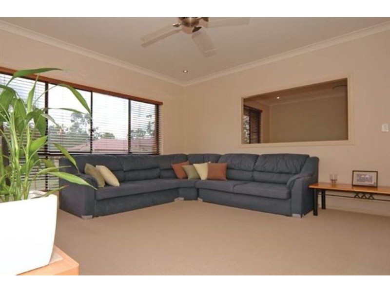 1 SILKY OAK Drive, Brookwater QLD 4300