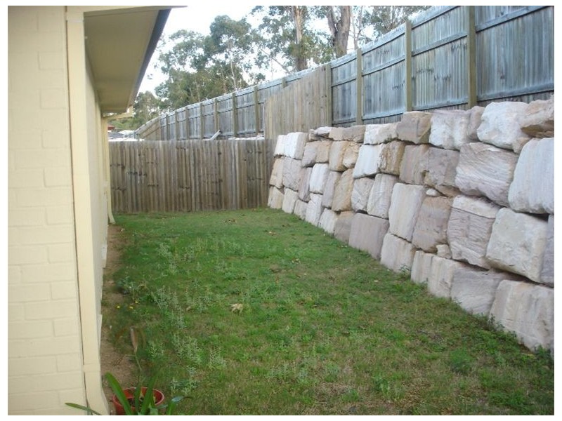 10 Ashbourne Avenue, Goodna QLD 4300