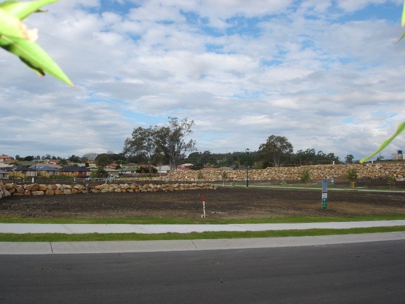 8 Kathleen Street, Redbank Plains QLD 4301