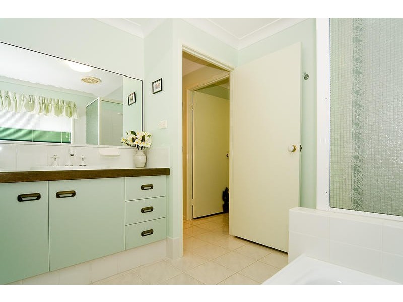 14 Dawson Court, Collingwood Park QLD 4301