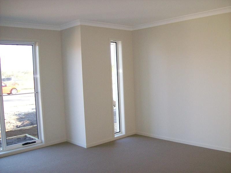 209 Alawoona Street, Redbank Plains QLD 4301