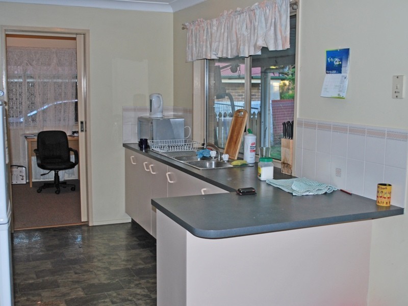 5 Danyel Court, Redbank Plains QLD 4301