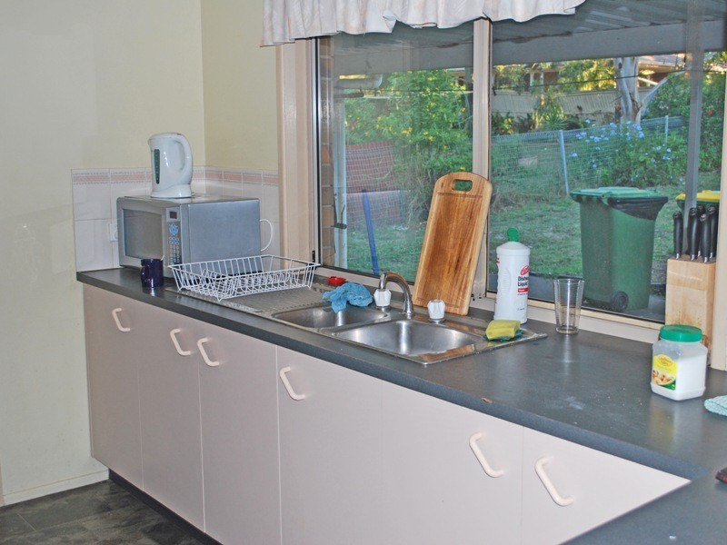 5 Danyel Court, Redbank Plains QLD 4301