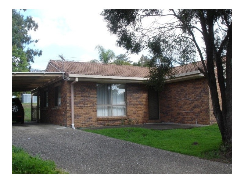 5 Danyel Court, Redbank Plains QLD 4301