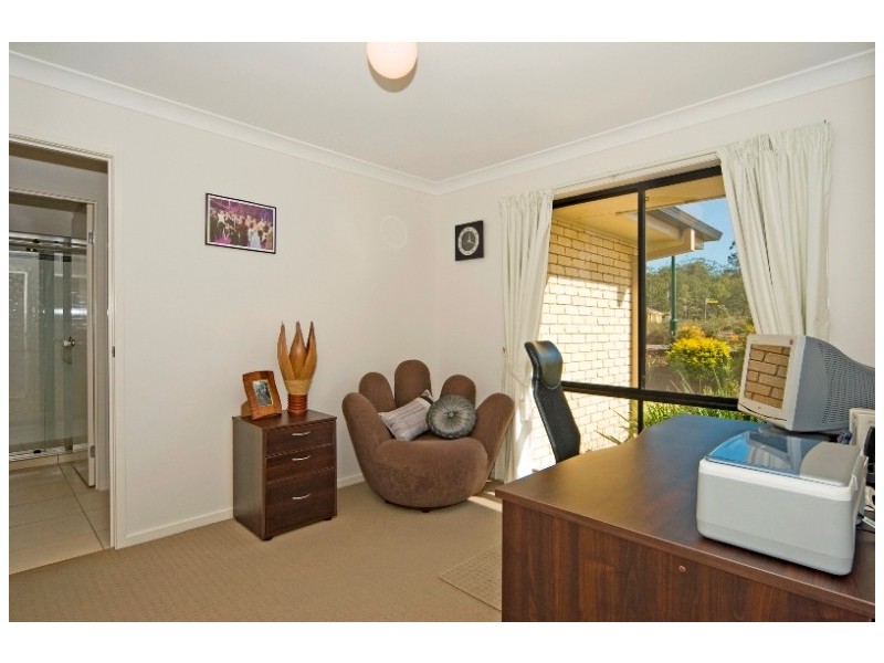 1 Keim Court (CUNNINGHAM RISE), Goodna QLD 4300