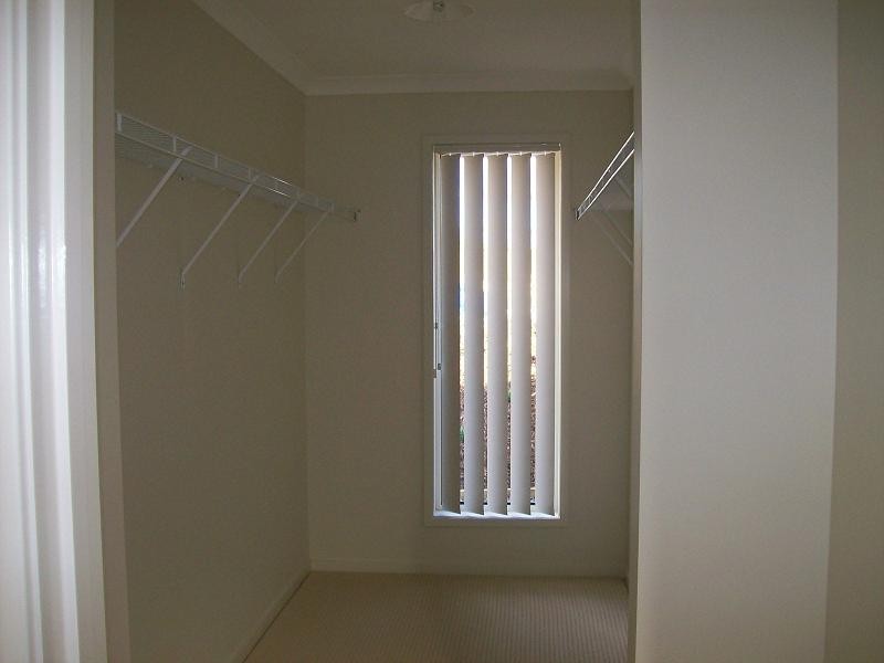 195 Alawoona Street, Redbank Plains QLD 4301