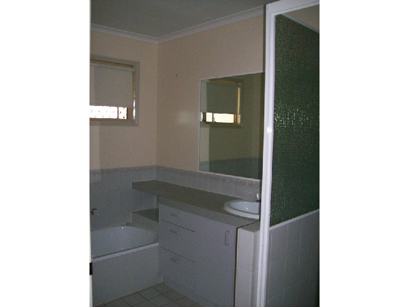 43 Kennedy Drive, Redbank Plains QLD 4301