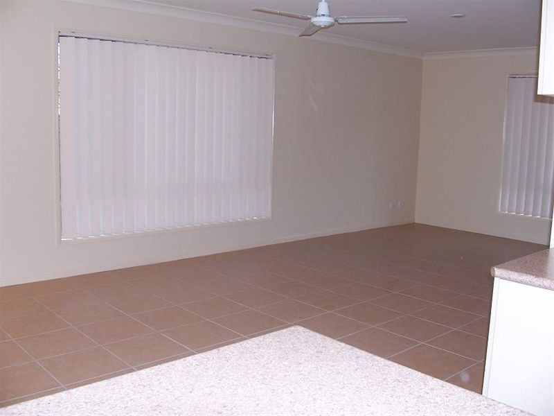 10 Whipbird Street, Bellbird Park QLD 4300