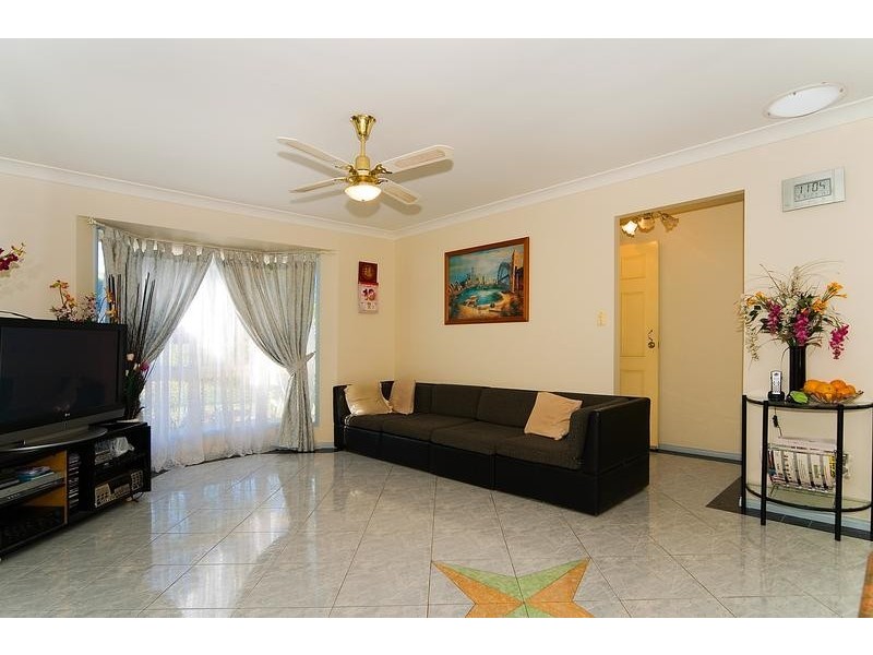 8 Branxton Court, Redbank Plains QLD 4301