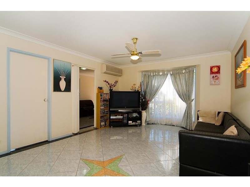 8 Branxton Court, Redbank Plains QLD 4301