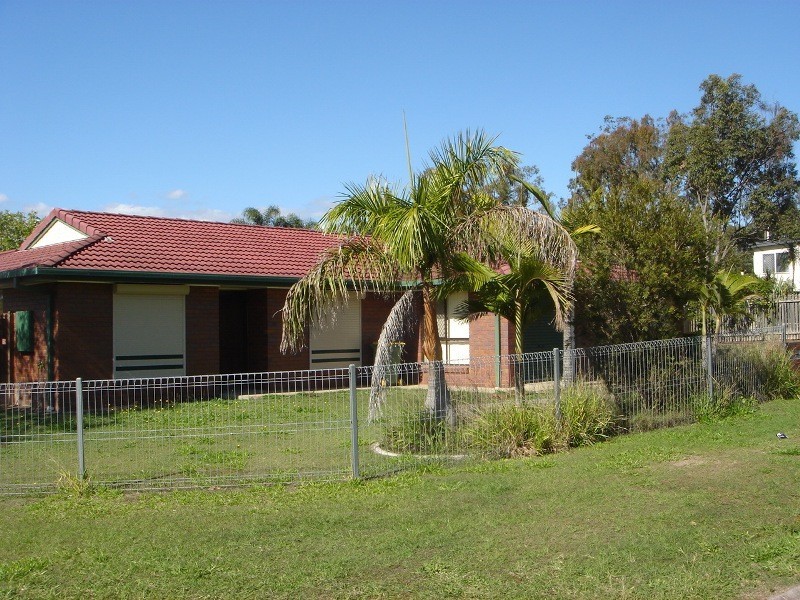 1&2/3 Hanley Way, Goodna QLD 4300