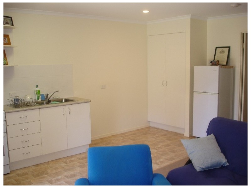 17/13 Thomas Street, Goodna QLD 4300