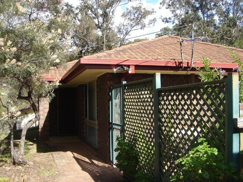 9 Warwick Court, Bellbird Park QLD 4300