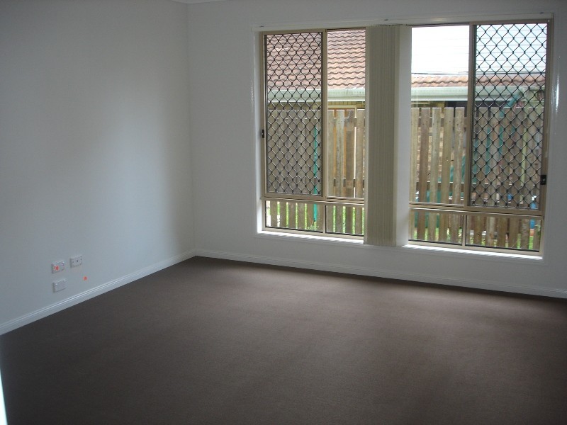 4 Susan Street, Camira QLD 4300