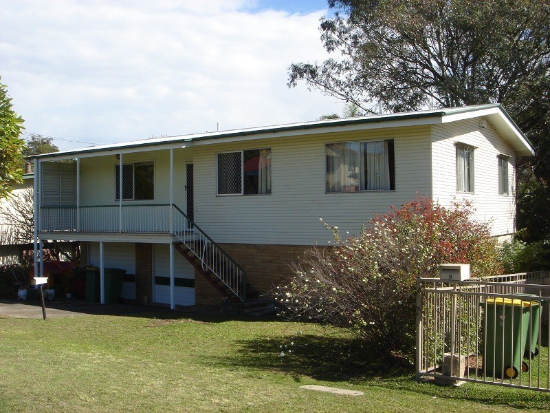 11 Webb Street, Riverview QLD 4303