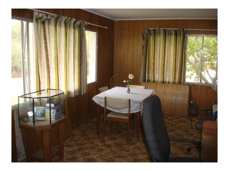 9 Lower James Street, Goodna QLD 4300
