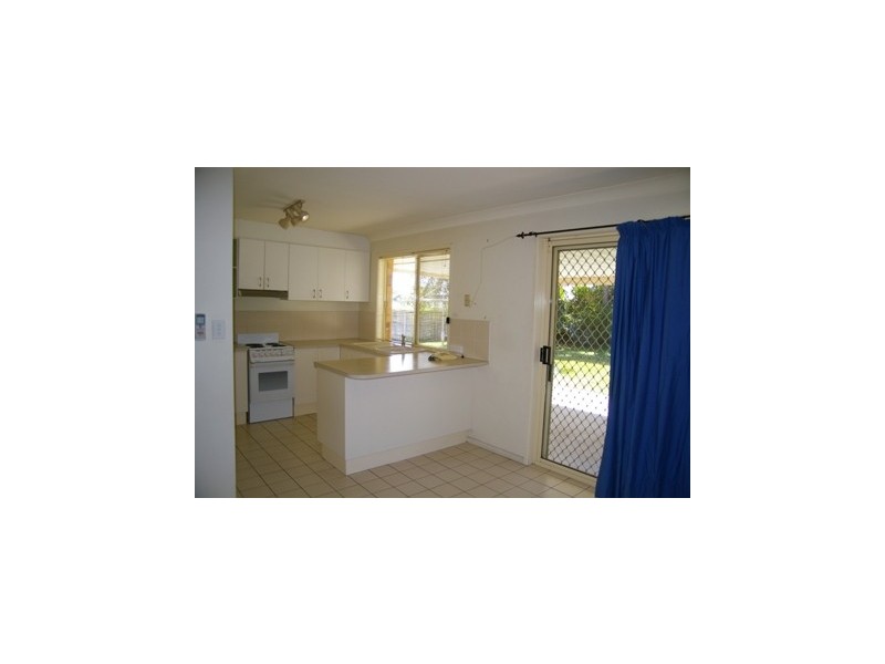 14 Knowles Close, Redbank Plains QLD 4301
