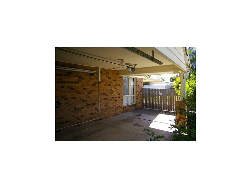 14 Knowles Close, Redbank Plains QLD 4301