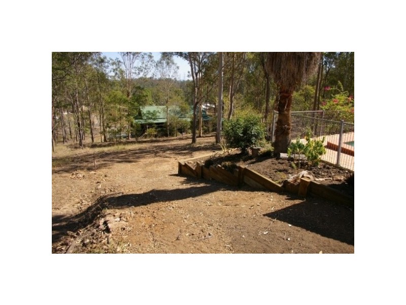 25 Fiona Street, Bellbird Park QLD 4300