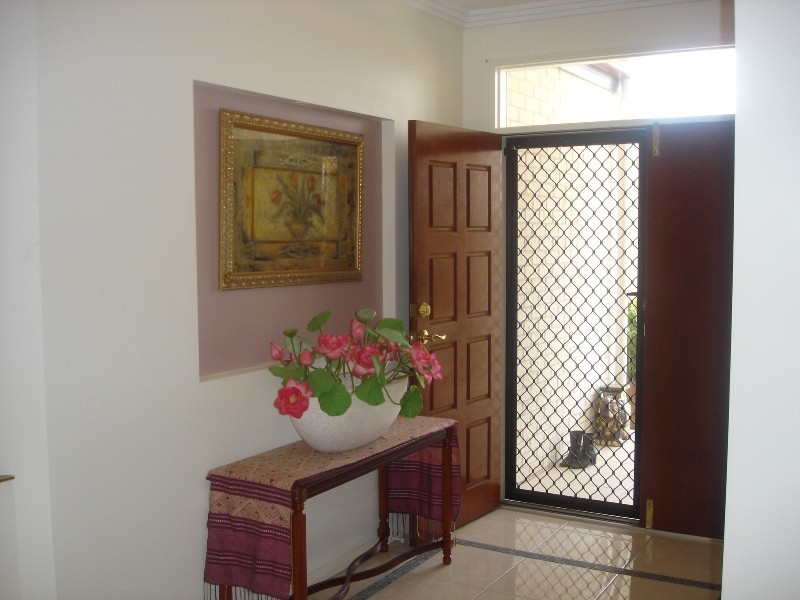 6 Cloudland Court, Springfield QLD 4300