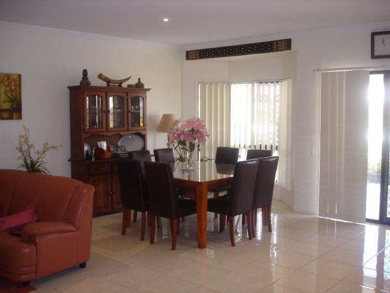 6 Cloudland Court, Springfield QLD 4300