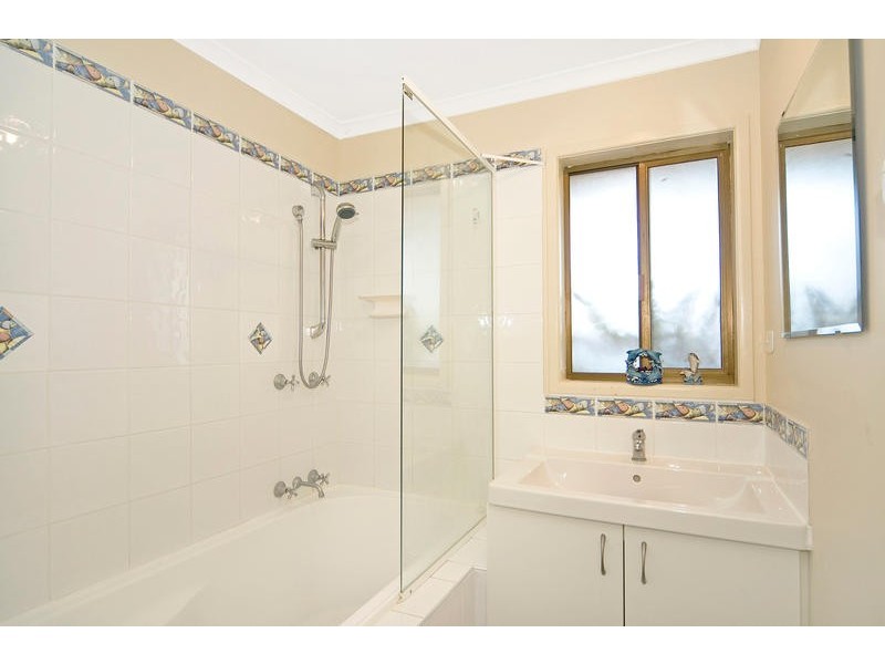 7 Sturt Drive, Redbank Plains QLD 4301