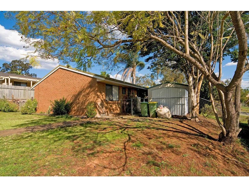 7 Sturt Drive, Redbank Plains QLD 4301