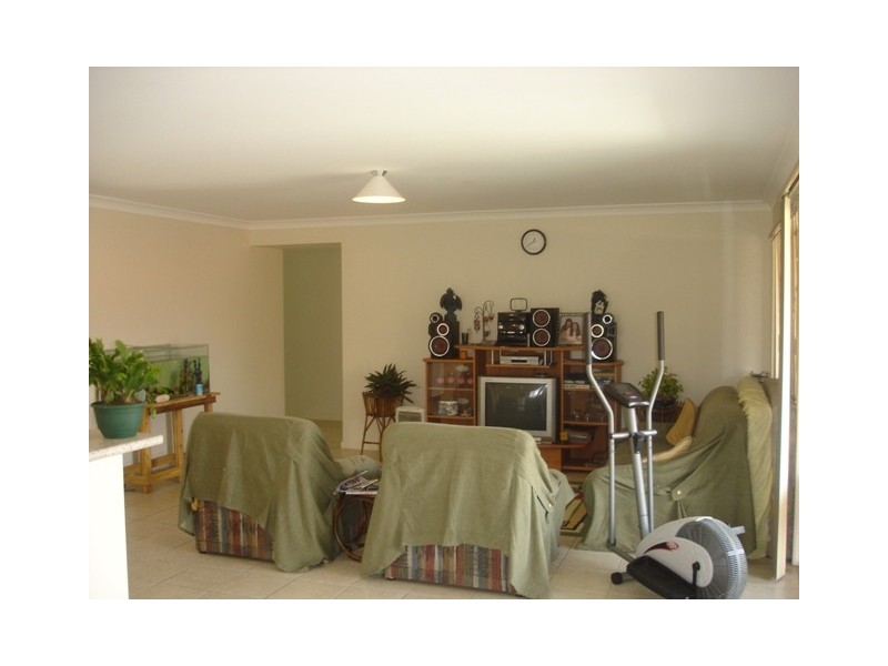 5 Ashbourne Avenue, Goodna QLD 4300