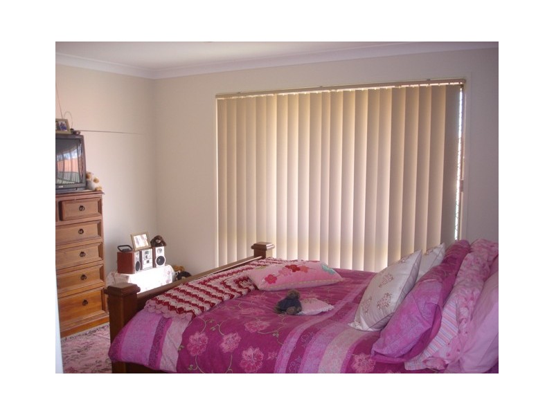 5 Ashbourne Avenue, Goodna QLD 4300