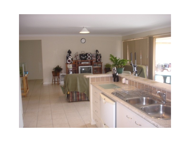 5 Ashbourne Avenue, Goodna QLD 4300