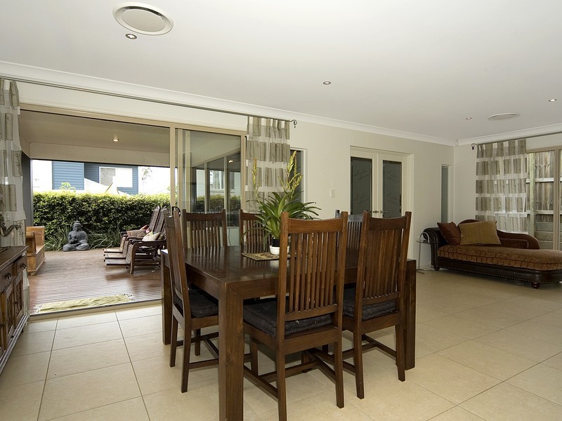 Springfield Lakes QLD 4300