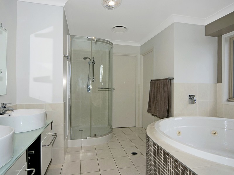 Springfield Lakes QLD 4300