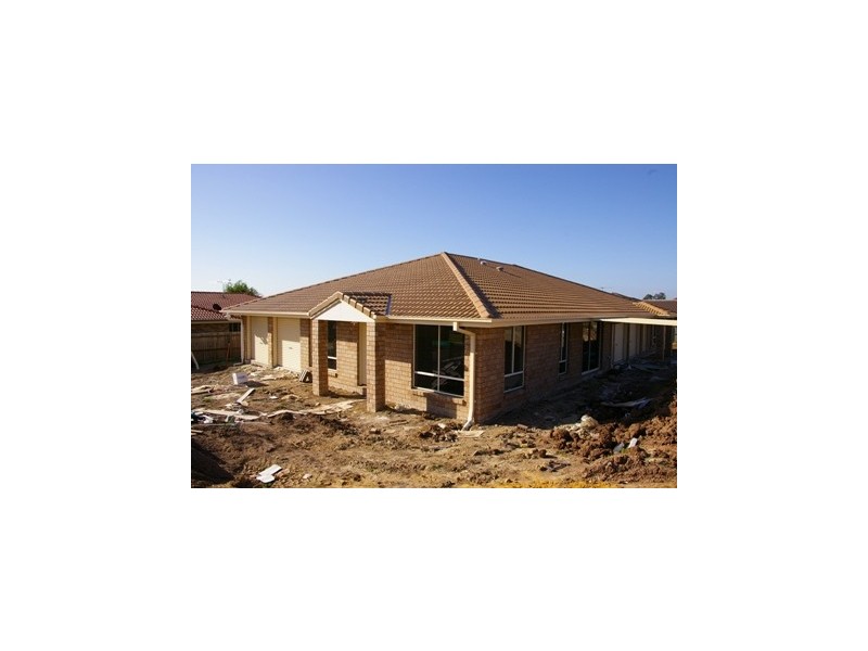 2/43 Cheihk Crescent, Collingwood Park QLD 4301