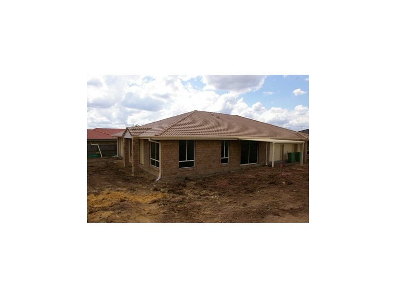 2/43 Cheihk Crescent, Collingwood Park QLD 4301