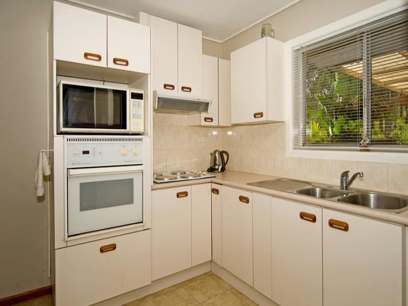 18 Stephen Street, Goodna QLD 4300