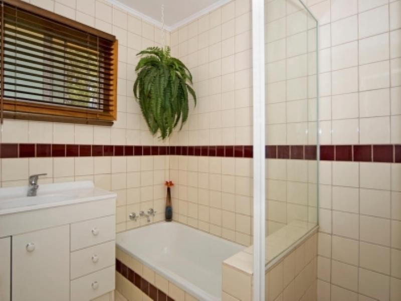 18 Stephen Street, Goodna QLD 4300