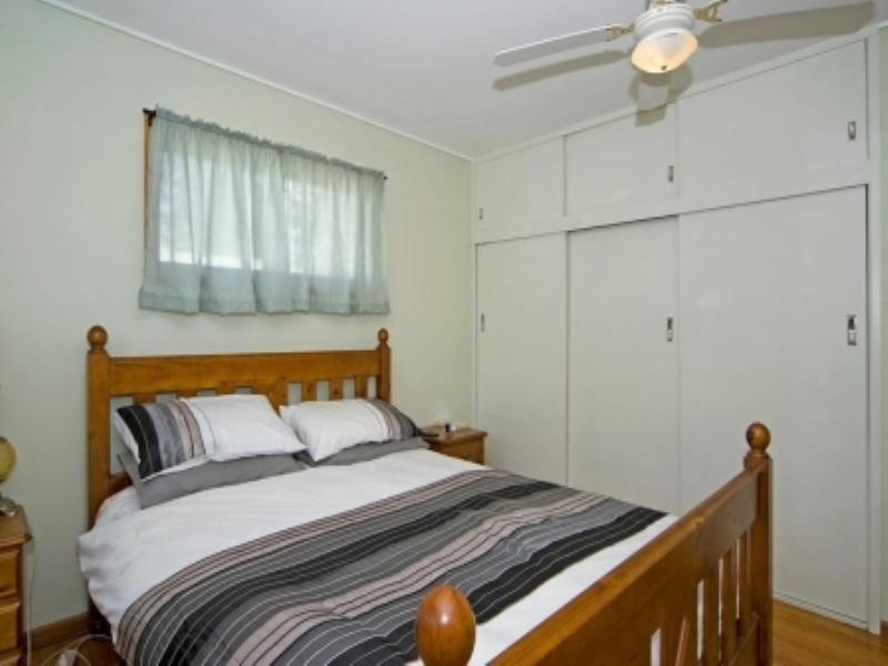 18 Stephen Street, Goodna QLD 4300