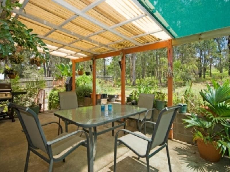 18 Stephen Street, Goodna QLD 4300