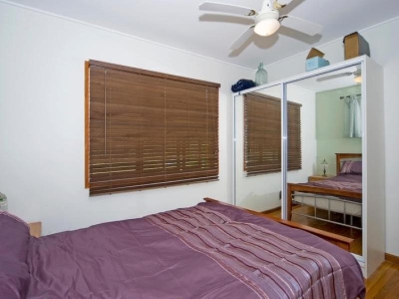 18 Stephen Street, Goodna QLD 4300