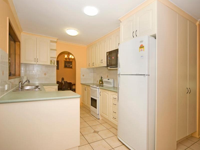 10 Essex Court, Bellbird Park QLD 4300