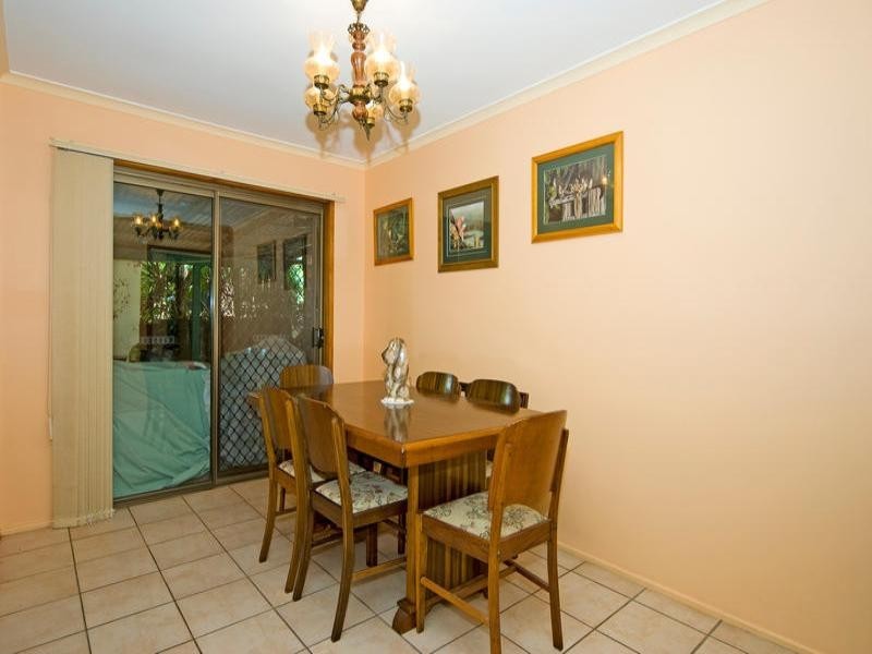 10 Essex Court, Bellbird Park QLD 4300