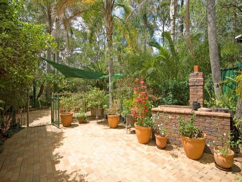 10 Essex Court, Bellbird Park QLD 4300