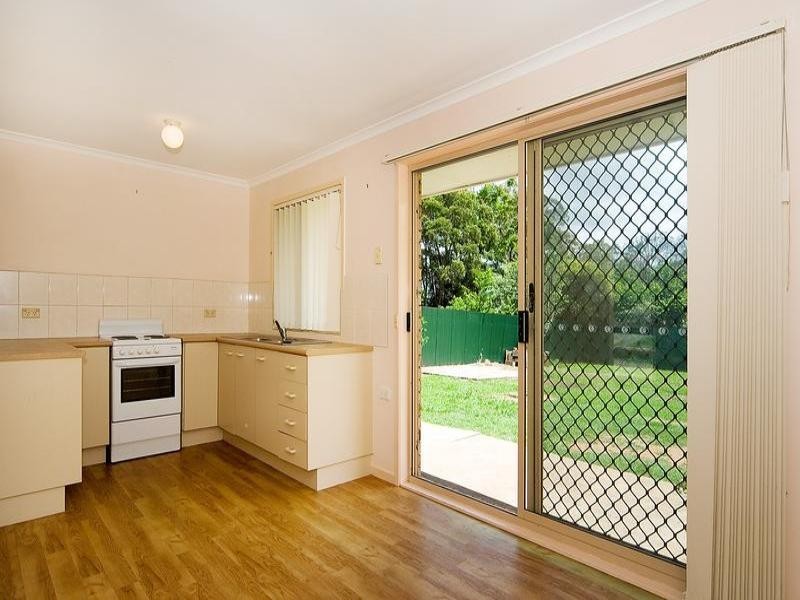 8 Jason Court, Redbank Plains QLD 4301