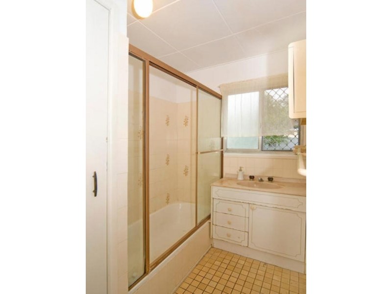 1 Arne Street, Goodna QLD 4300