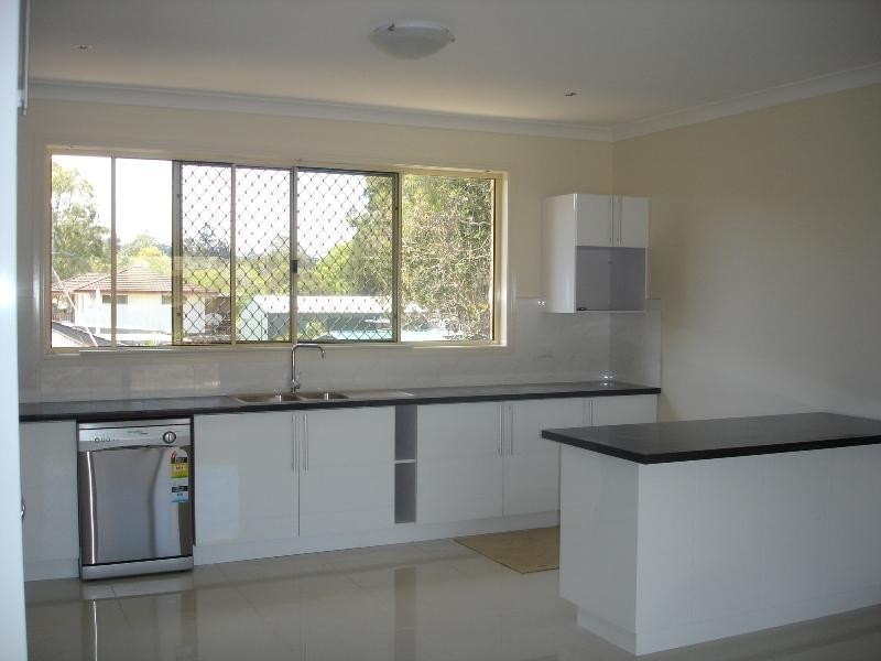 90 Kanangra Street, Redbank Plains QLD 4301