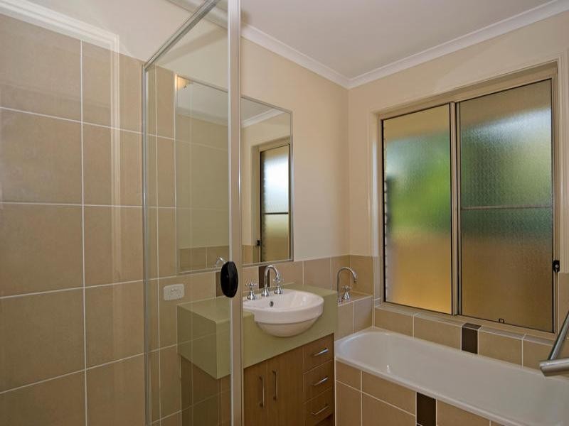 10 Child Street, Riverview QLD 4303