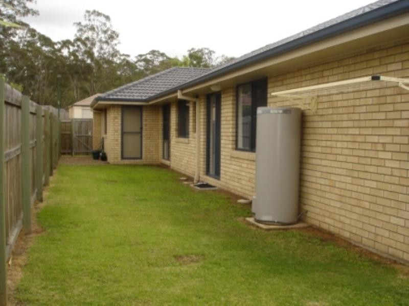 13 Ashbourne, Goodna QLD 4300